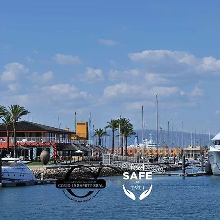 Nh Marina Hotel 4*