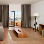 Nh Marina Otel 4*