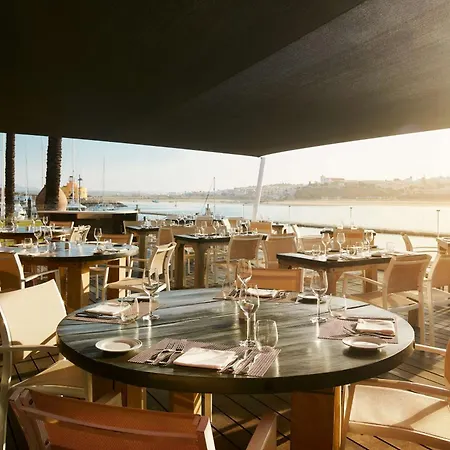 Nh Marina Hotel