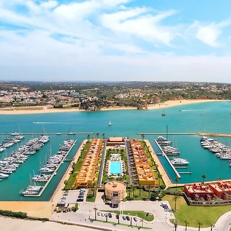 מלון Nh Marina פורטימאו