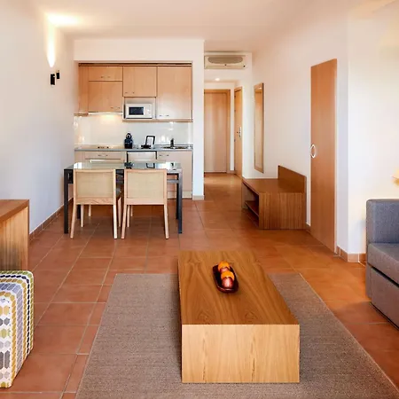 מלון Nh Marina 4*