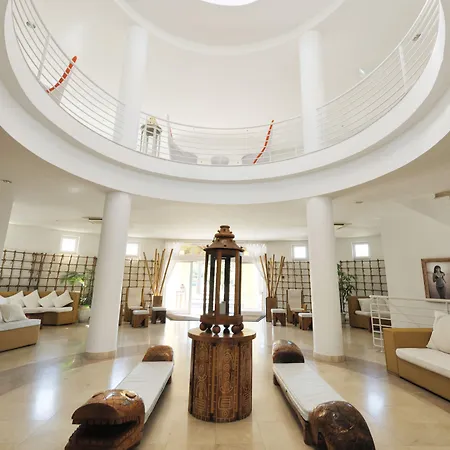 מלון Nh Marina 4*