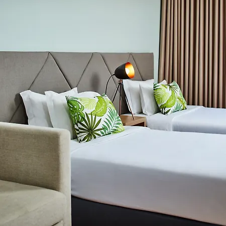 Nh Marina 4* פורטימאו