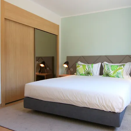 מלון Nh Marina 4*