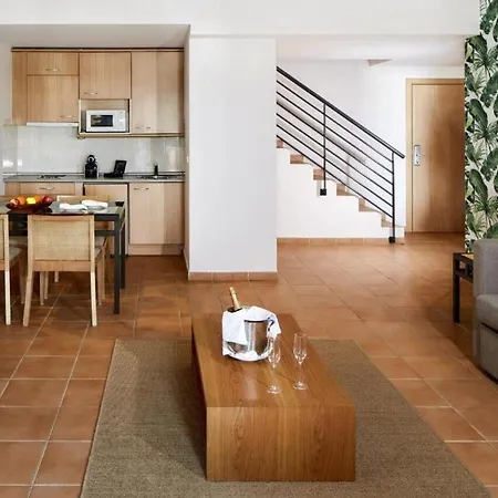 Nh Marina מלון 4*