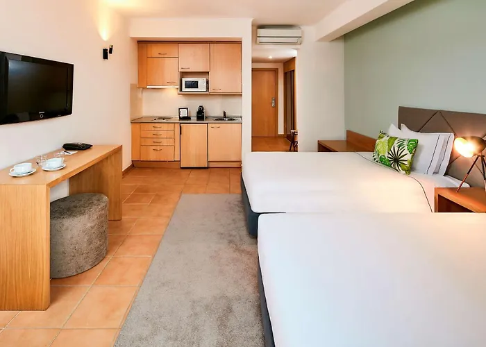 Nh Marina 4* Portimão