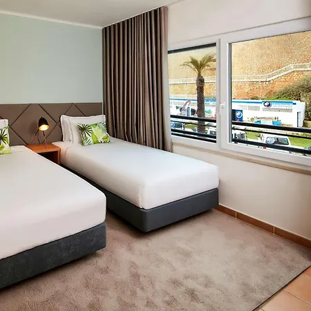 Nh Marina Hotel Portimão